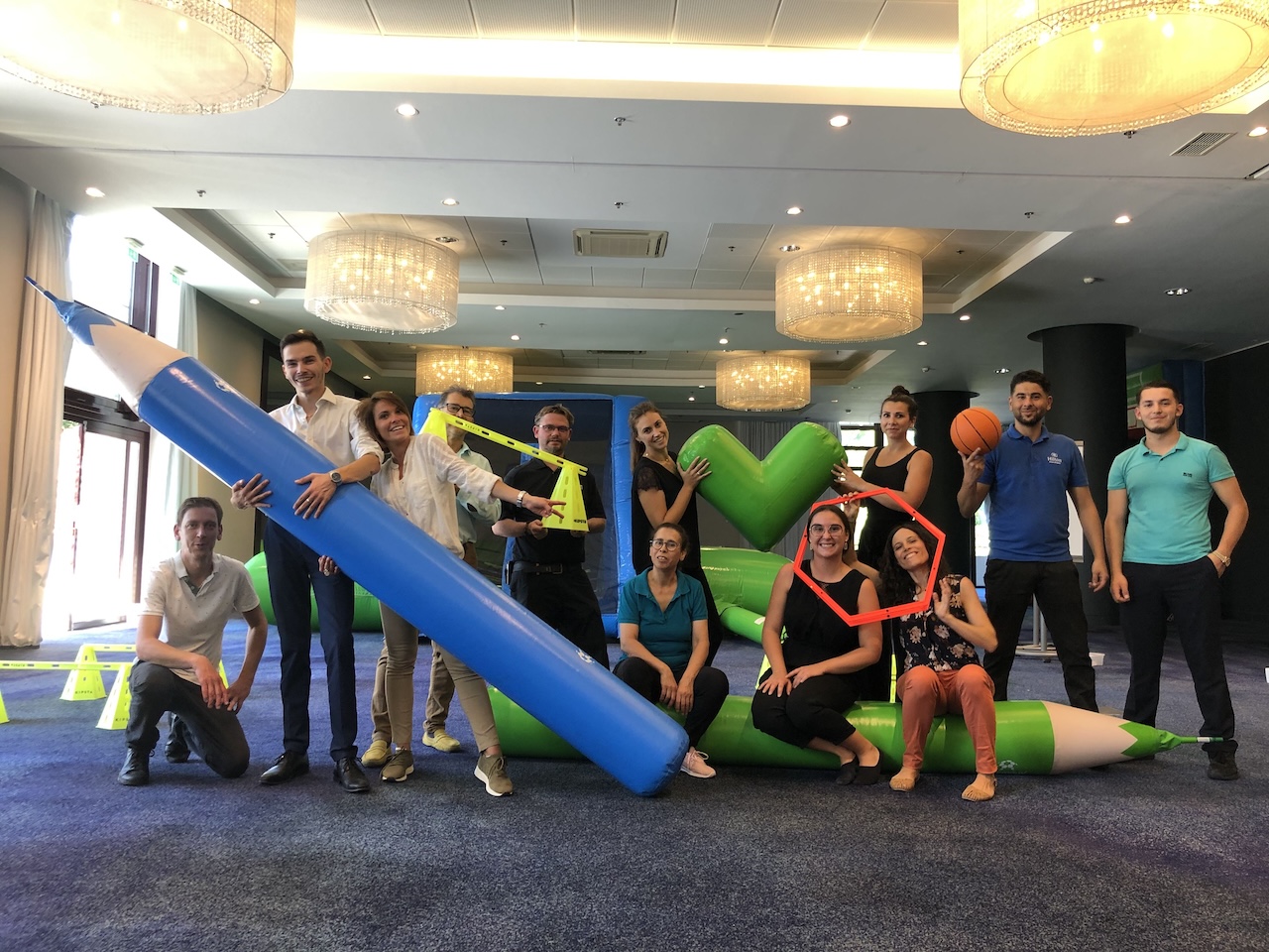 Team building indoor - groupe en intérieur