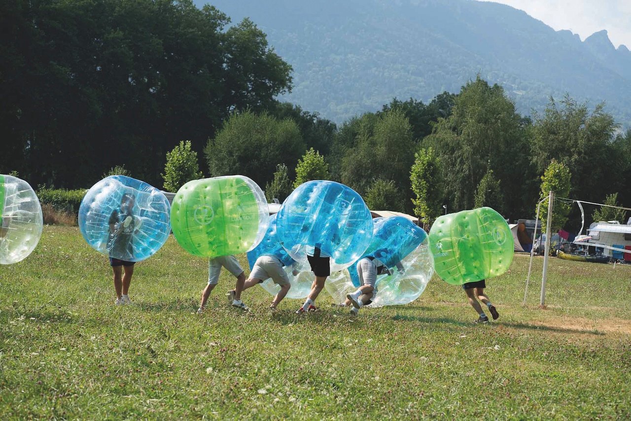 Bubble Foot action - Jeu sportif gonflable en equipe