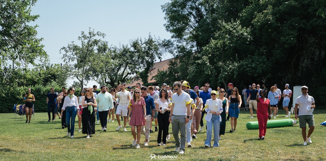 Fin des olympiades team building Genève - Les participants repartent avec le sourire
